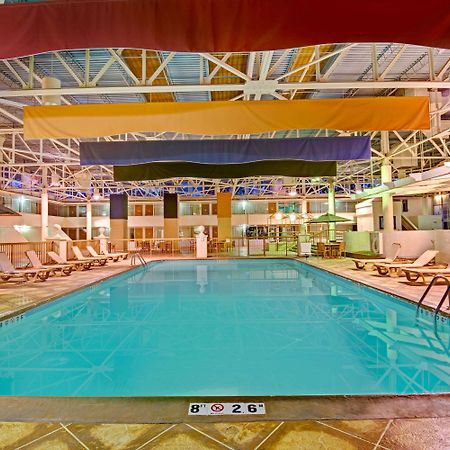 Days Inn By Wyndham Montgomery Near Aum エクステリア 写真